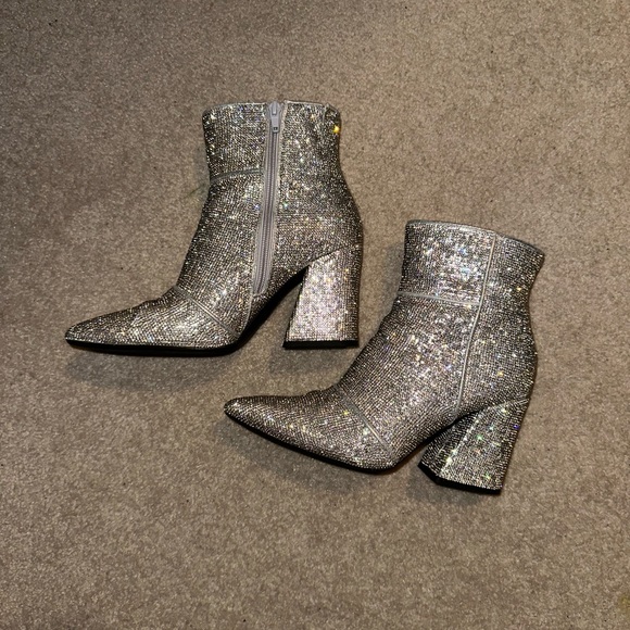 Sparkle jewel  booties - Picture 10 of 11